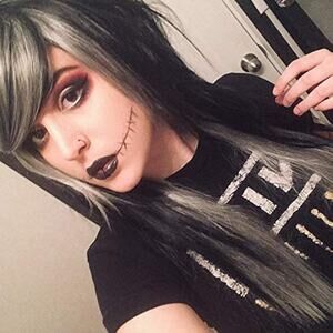 Baruisi Long Black & Grey Wig – Silky Straight Synthetic Costume Wig Side Bangs